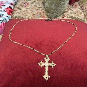 Stunning VSA cross necklace!